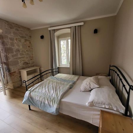 Devivi Apartments Split Bagian luar foto