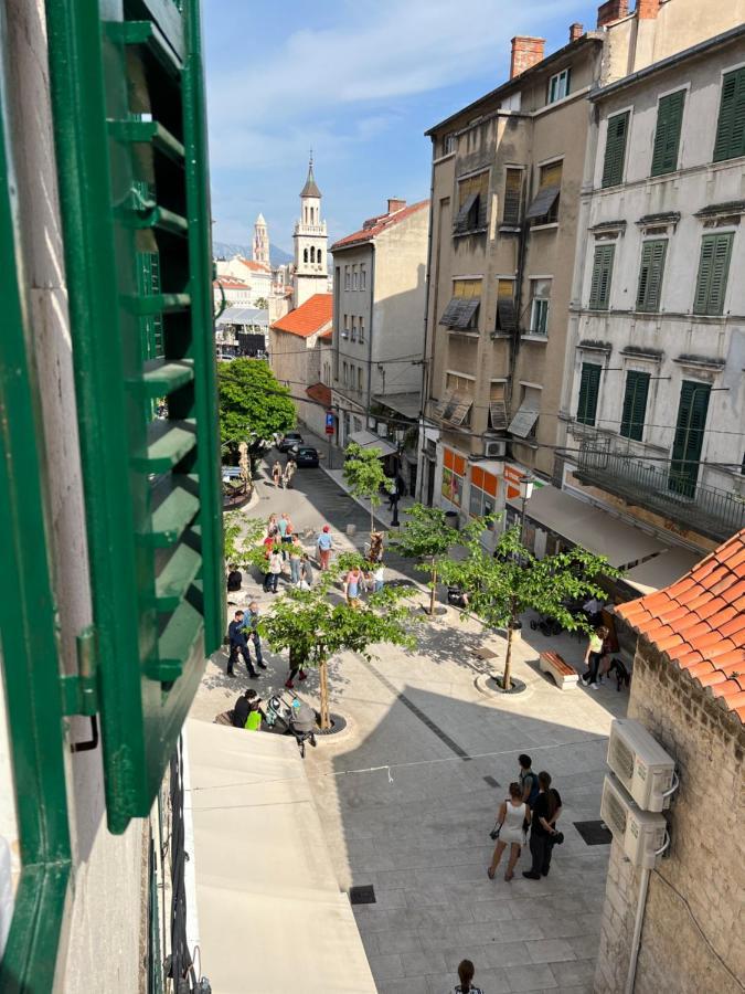 Devivi Apartments Split Bagian luar foto