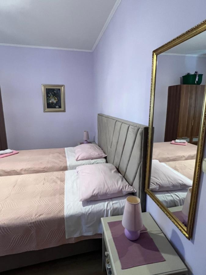 Devivi Apartments Split Bagian luar foto