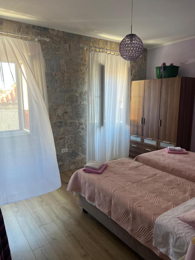 Devivi Apartments Split Bagian luar foto