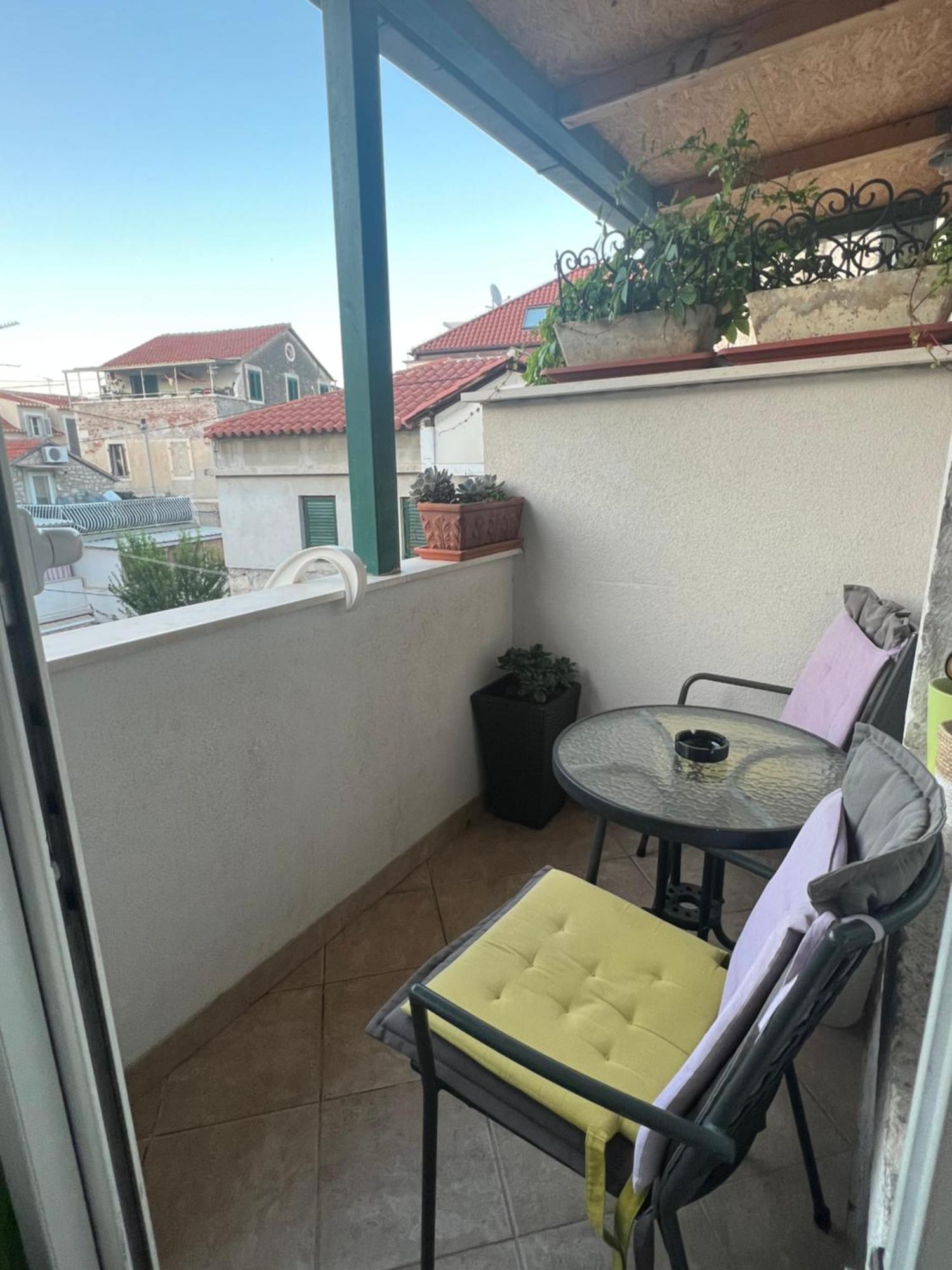 Devivi Apartments Split Bagian luar foto