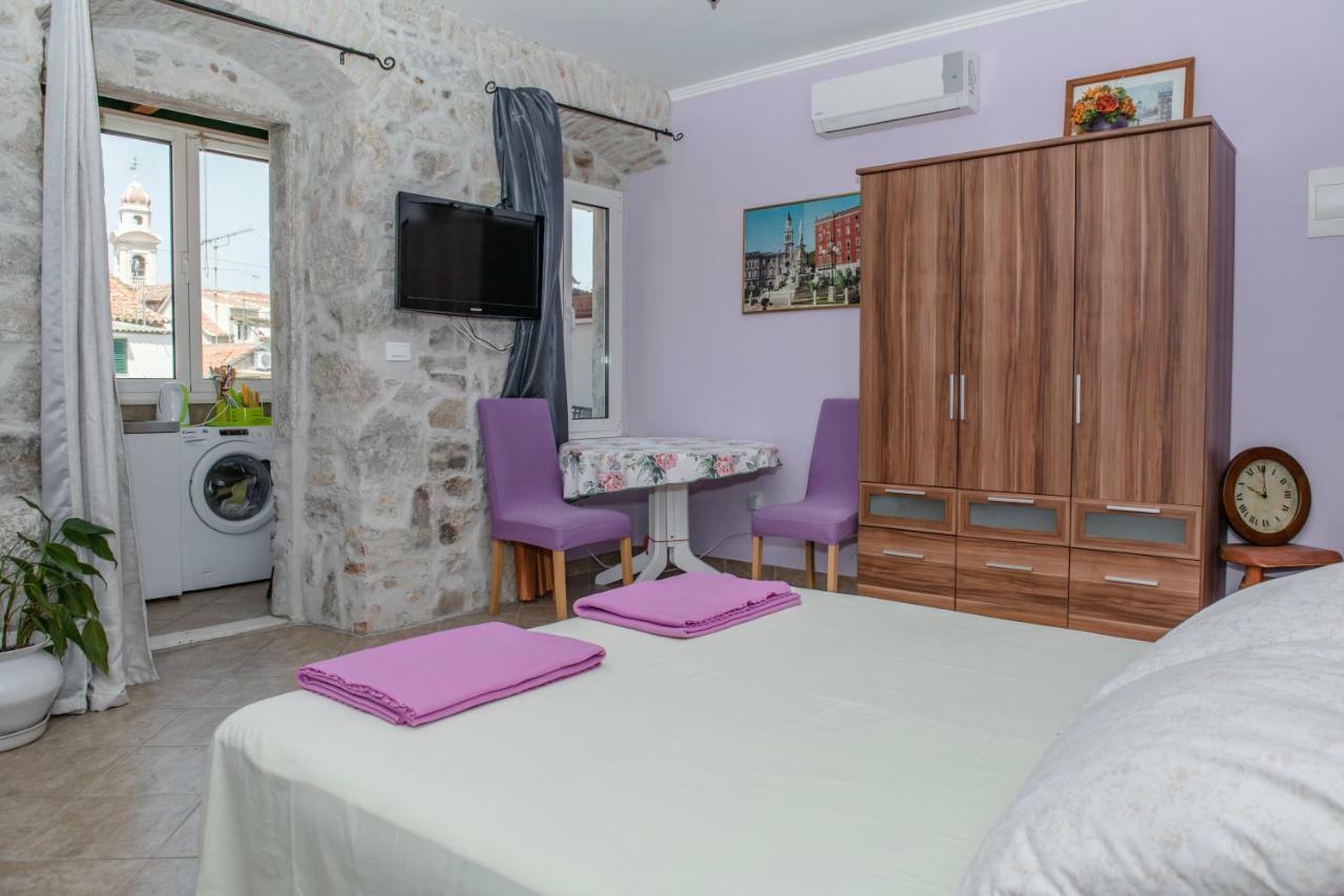 Devivi Apartments Split Bagian luar foto