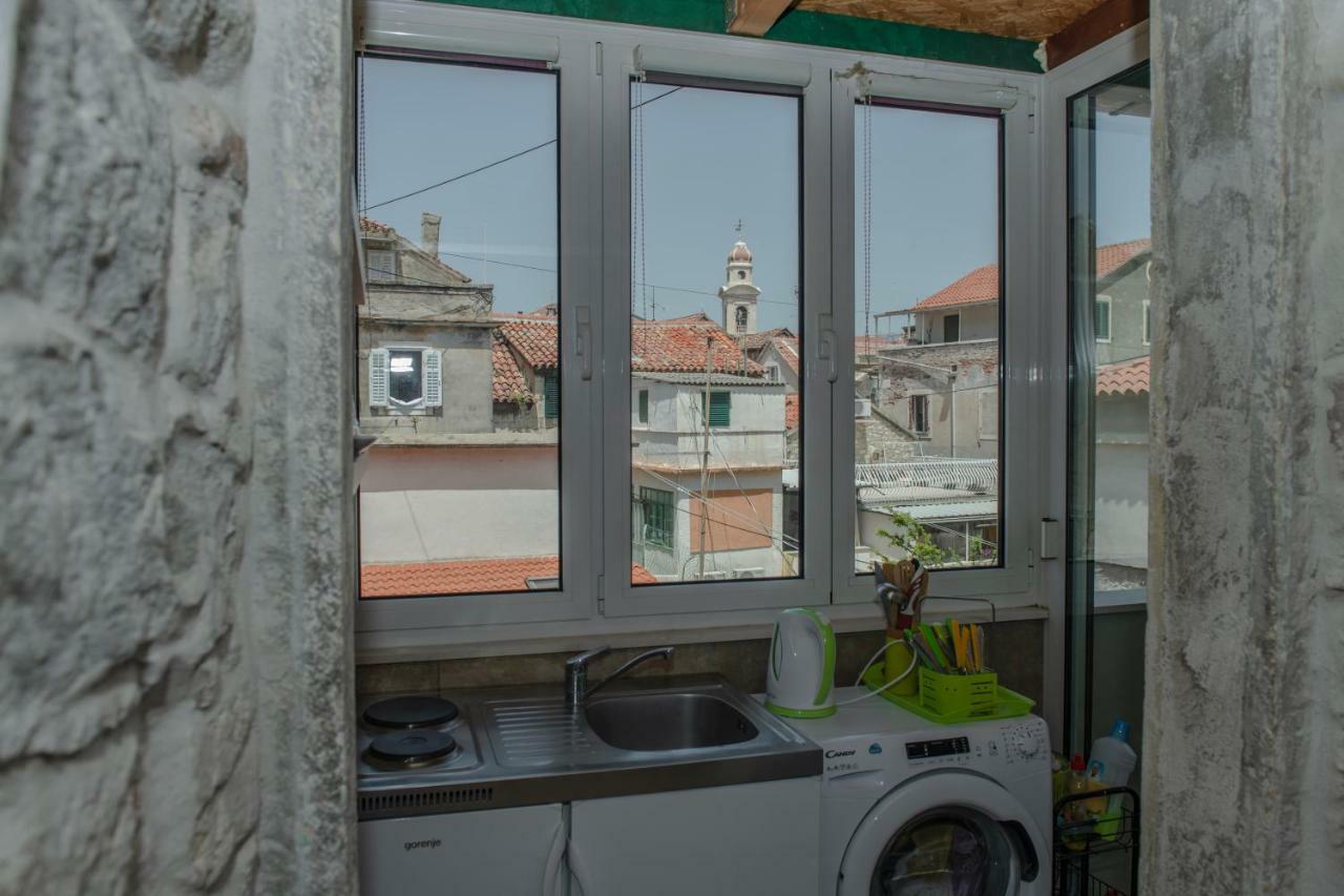 Devivi Apartments Split Bagian luar foto